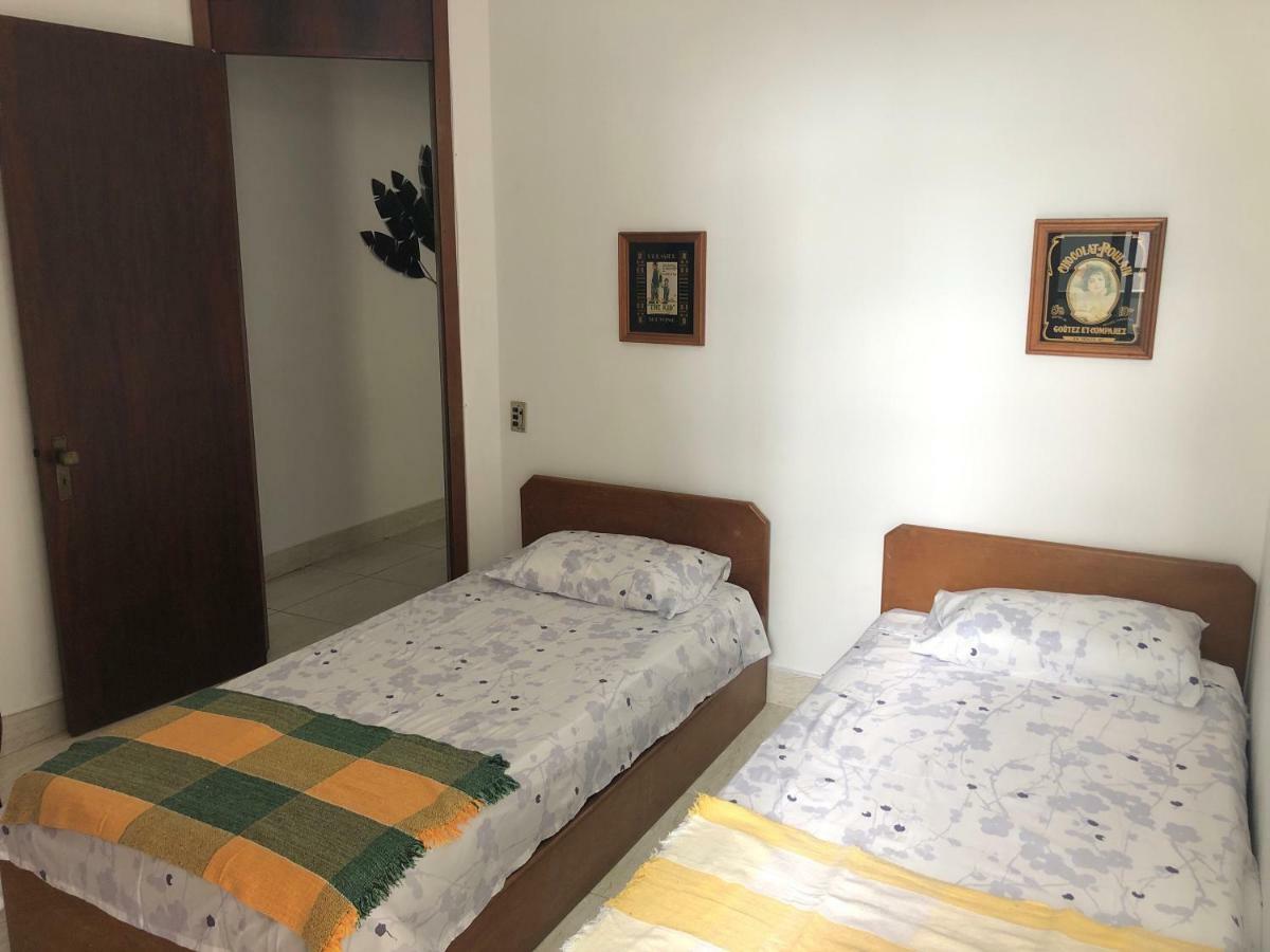 Apartamento Em Frente A Praia 卡波布里奥 外观 照片